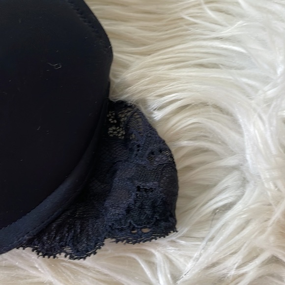Adore me black criss cross back lacy detailed bra sz 34B front clasp padded - Picture 17 of 17